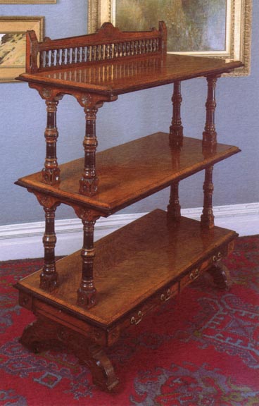 Three-tier Étagere